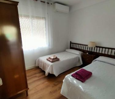 El Real de San Vicente House | El Salón de Arriba