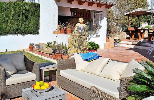 Pinar del Advocat House | El sueno de Jeanne-Marie by Interhome