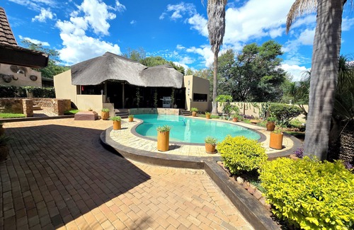 Pretoria Apartment | EL-TSURI Guest Resort - Sea View themed Unit - Fully Equipped