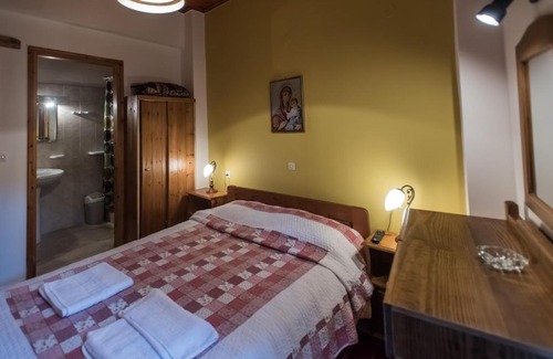 Mikro Chorio House | Elatos Rooms