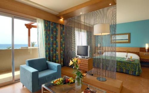 Caleta de Fuste Resort | Elba Carlota Beach & Golf Resort