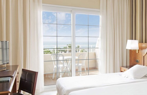 Playa Granada Hotel | Elba Motril Beach & Business Resort