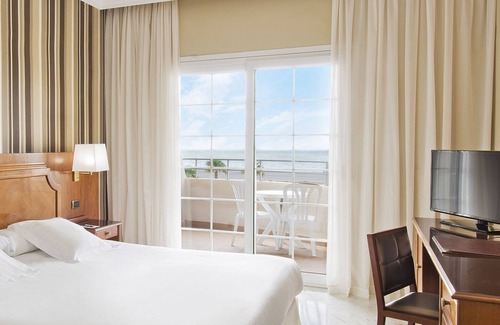 Playa Granada Hotel | Elba Motril Beach & Business Resort