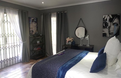 Randpark Ridge House | Elderie BnB