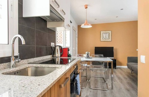 Collblanc y La Torrassa Apartment | Elegant and luxurious interior designed apartment, perfect for those who are in search of the finer things in life.