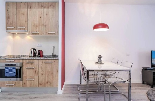 Collblanc y La Torrassa Apartment | Elegant and luxurious interior designed apartment, perfect for those who are in search of the finer things in life.