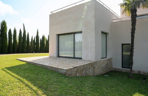 Sant Andreu de Llavaneres House | Elegant Villa by the Coast