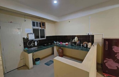Sualkuchi Apartment | Elegance~ A Charming room with Air Cooler,wifi