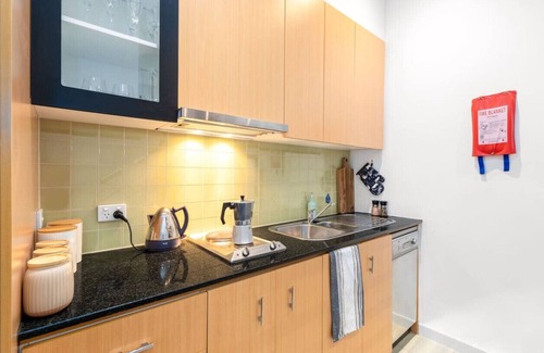 Melbourne Central Business District Apartment | Elegance and heritage stay - CBD