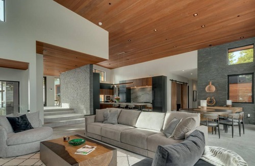 Ponderosa Palisades House | Elegance at Schaffer's Mill - Luxury Residence- Private Hot Tub - Pets Considered