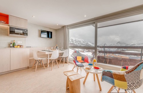 Tignes le Lac Apartment | Elegant 1-bedroom apartment renovated in 2018 with balcony - Tignes