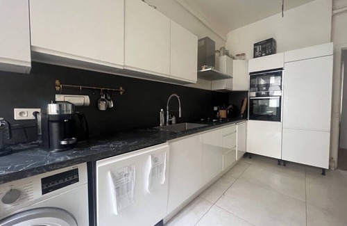 Plaisance Apartment | Elegant 150m2 Haussmann apartment in Paris Pasteur