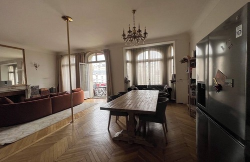 Plaisance Apartment | Elegant 150m2 Haussmann apartment in Paris Pasteur