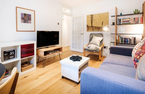 Canonbury Apartment | Elegant 1BR by the Shoreditch Park