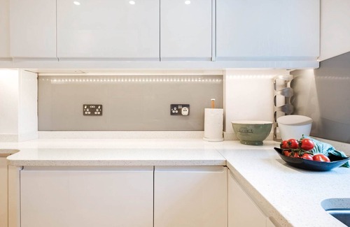 Canonbury Apartment | Elegant 1BR by the Shoreditch Park