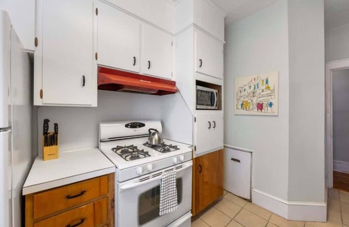 Charlotte Condo | Elegant 1BR King Condo | Elizabeth-Plaza Midwood