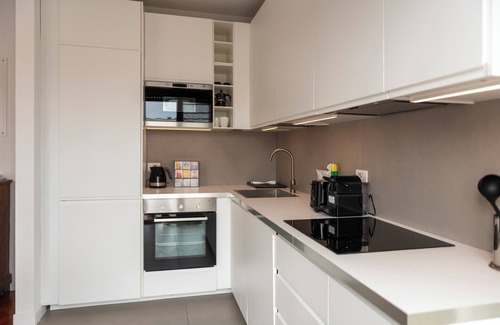 Porta Volta Apartment | Elegant 2 Bedroom, 2 Bathroom Apartment in the Heart of Chinatown Milan