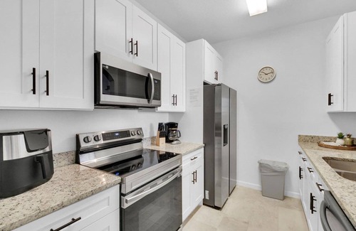 Windsor Palms Condo | 🥇 Elegant 2bd home near Disney (WP580)