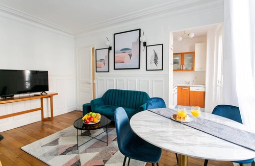 Notre-Dame-des-Champs Apartment | Elegant 2BR in St-Germain Near Le Bon Marche