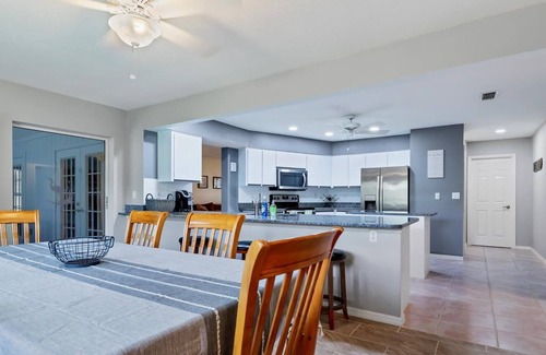 Pebble Beach House | 🥇 Elegant 3bd home near Disney (CH846)