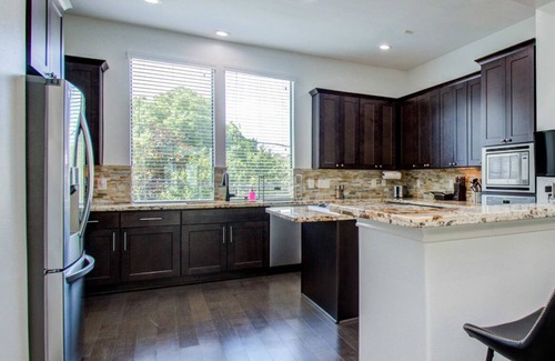 Washington Ave./ Memorial Park House | Elegant 3BR 3.5Bath Home with Private Pool