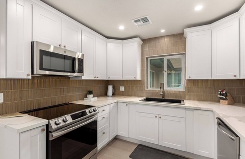 Bellair House | Elegant 4BD/2BA Home in Prime Glendale Location!