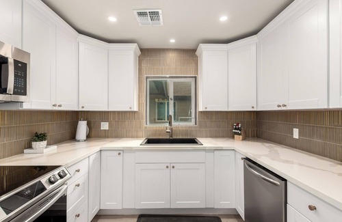 Bellair House | Elegant 4BD/2BA Home in Prime Glendale Location!