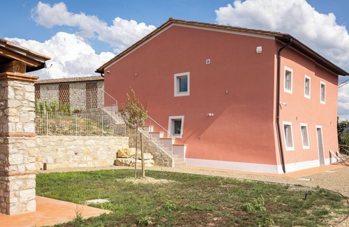 Le Bolle Villa | Elegant 6‑Guest Villa in Chianti Vineyards – Castello Vicchiomaggio Estate