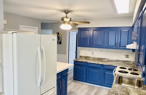 Ortley Beach Condo | Elegant and Bright Ocean Block Home w/Private Balcony, BBQ & Patio