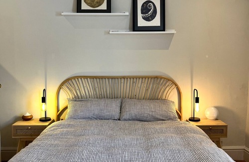 Bristol House | Elegant and Eclectic Home near Ashton Gate