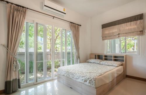 Nong Kwai Villa | Elegant and Modern Home at Sansaran Villa Chiang Mai