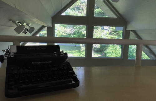 Sturgeon Bay House | Elegant and spacious Sturgeon Bay getaway with tranquil private beach.