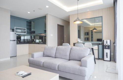 Jakarta Apartment | Elegant and Spacious 3BR at Ciputra International Apartment By Travelio