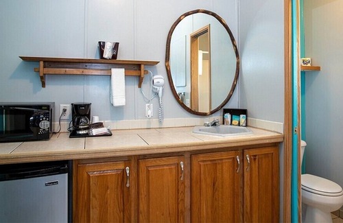 Edgewater Cottage | ⭐ELEGANT AND STUNNING COTTAGE 1⭐