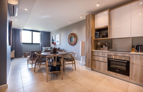 Port Zimbali Apartment | Elegant and Stylish 2 Bedroom - 201 Boulevard Suite