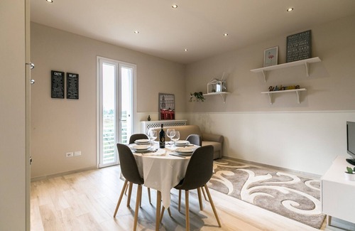 Fucecchio Apartment | Elegant apartment-Garden, barbecue, WiFi, air conditioning and washing machine