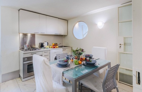 Lucca Historical Center Apartment | Elegant Apartment in a Quiet Street inside the Walls Of Lucca