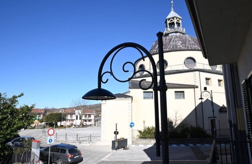 Lioni Apartment | Elegant apartment in Irpinia, overlooking Lioni's Piazza San Rocco.