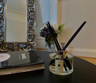 Leyton Apartment | Elegant apartment in London