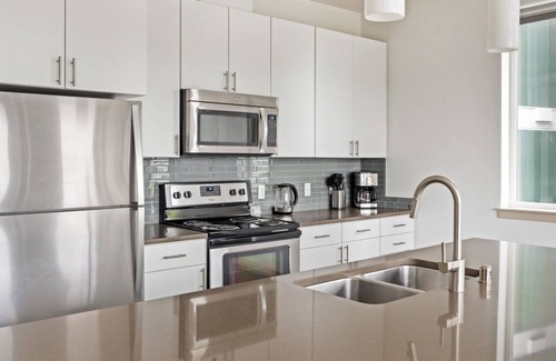 Old Ballard Apartment | Elegant Ballard 2BR w/ W/D, BBQ & Gym, near Waterfront, by Blueground