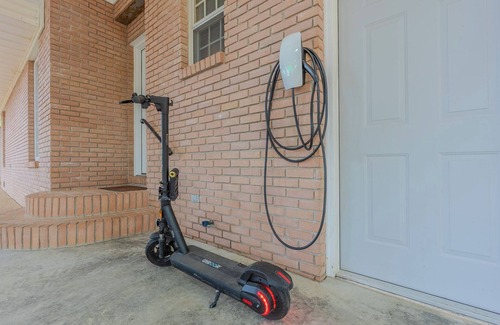 Jackson House | Elegant beautiful modern luxurious home 5BR/BA with Electric car charger!