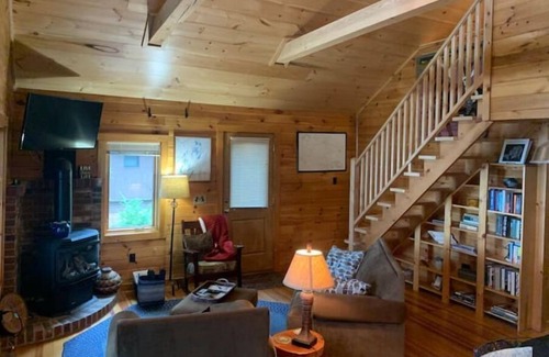 Belgrade Cabin | Elegant Cabin on Great Pond