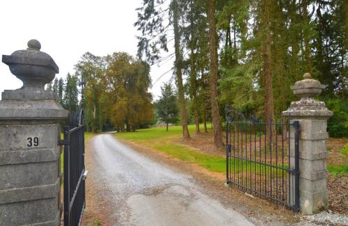 Havelange House | Elegant Castle Stay, Havelange