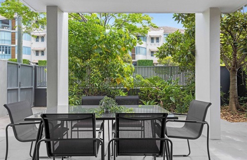 New Farm Apartment | Elegant Comfort in Our Two-Bedroom, Two-Bathroom Apartment