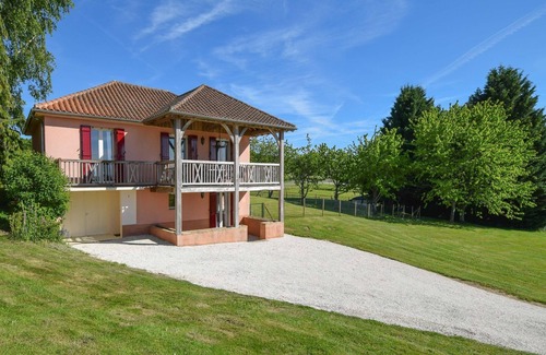 Saint-Medard-d'Excideuil House | Elegant Domaine Stay in Dordogne