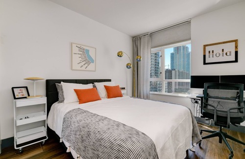 Cortez Hill Condo | Elegant Discovery Condo with beautiful views! Quiet downtown neighborhood.