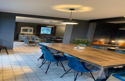 Bertrix House | Elegant Family Stay, Wallonia