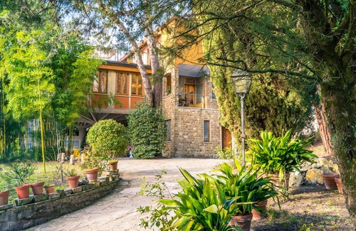 Fiesole Villa | Elegant Florence Villa: Spa & Panoramic Views with Gym, Jacuzzi and Gardens