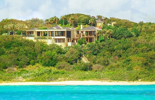 Anguilla Villa | Elegant four bedroom villa with gorgeous beach view