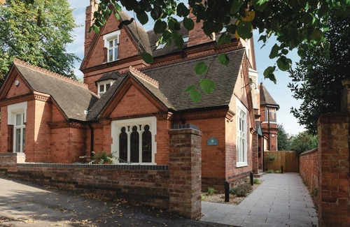 The Park Apartment | Elegant ground floor flat, The Park neighbourhood